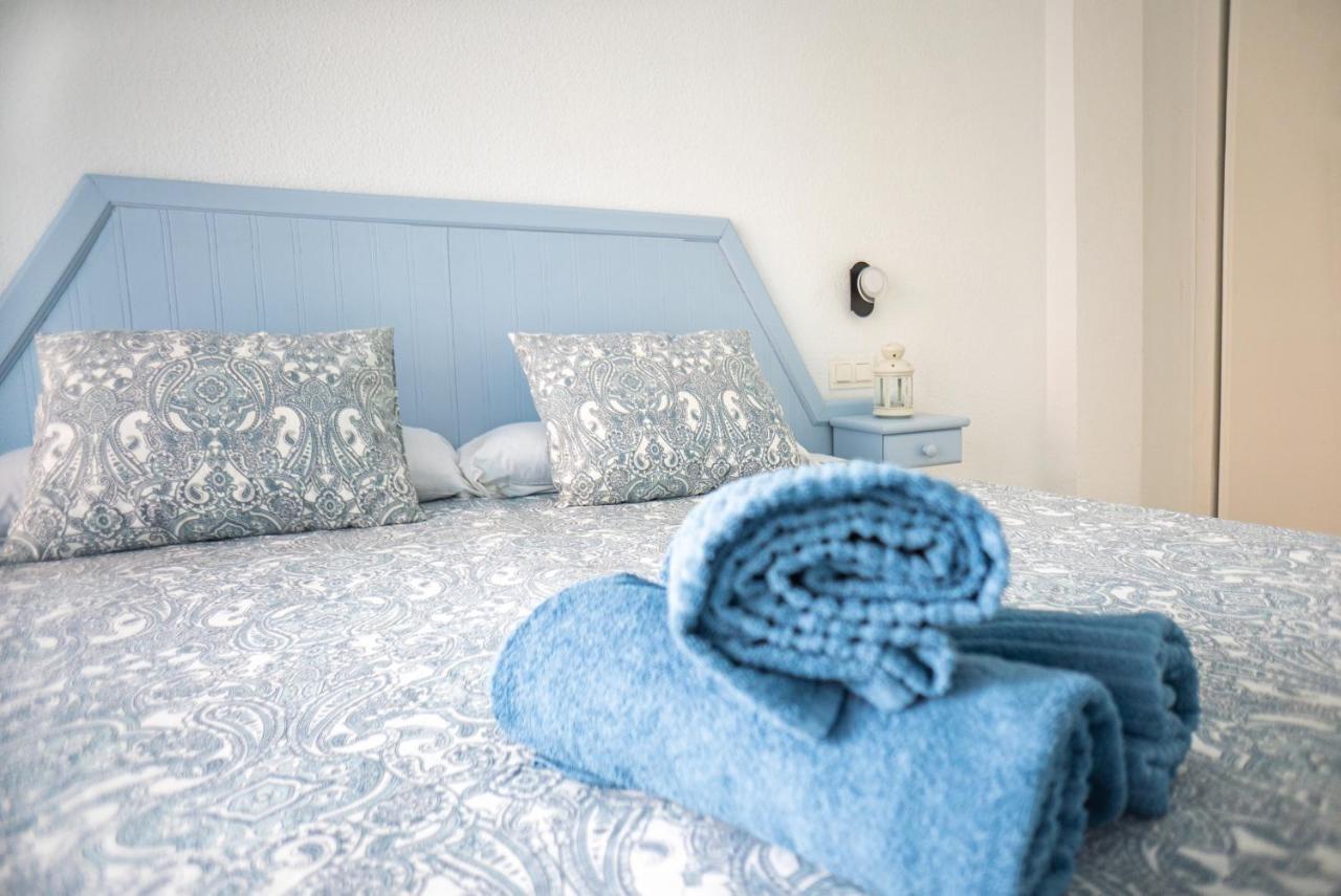 Apartamentos El Velero 토레몰리노스 외부 사진