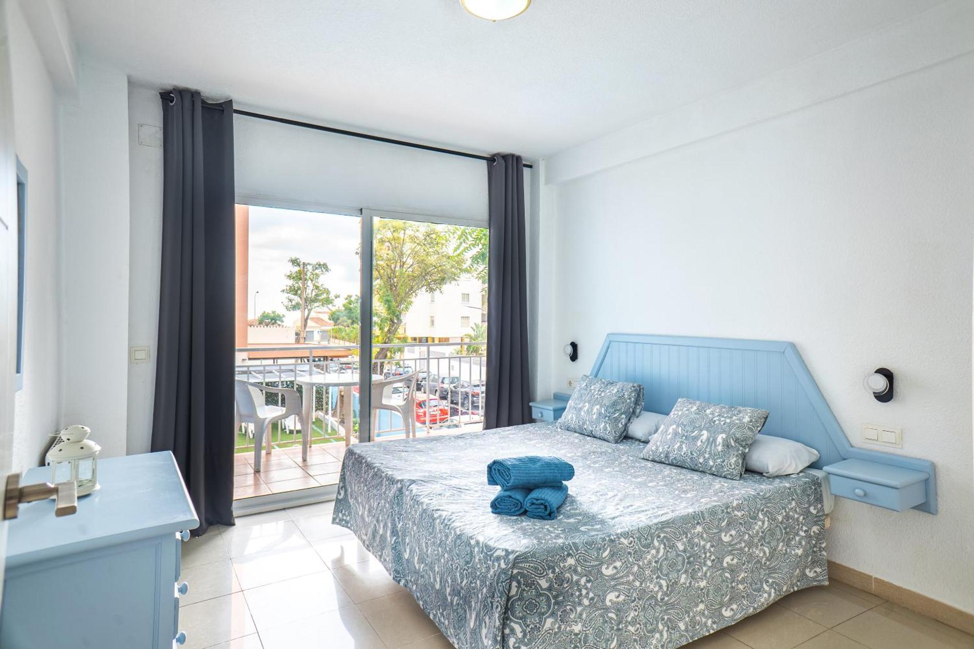 Apartamentos El Velero 토레몰리노스 외부 사진
