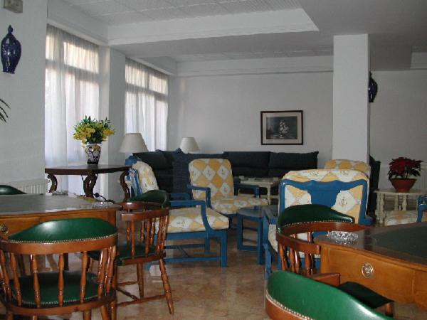 Apartamentos El Velero 토레몰리노스 외부 사진